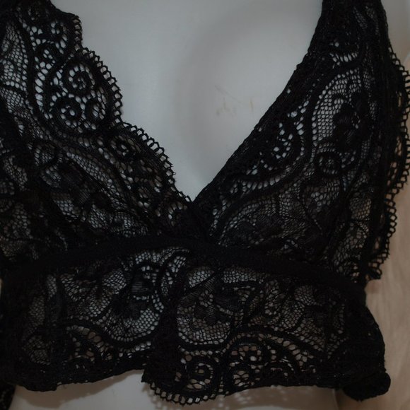 Black Lace BRALETTE GENTLY USED SIZE XL BY SHEIN - Picture 2 of 4
